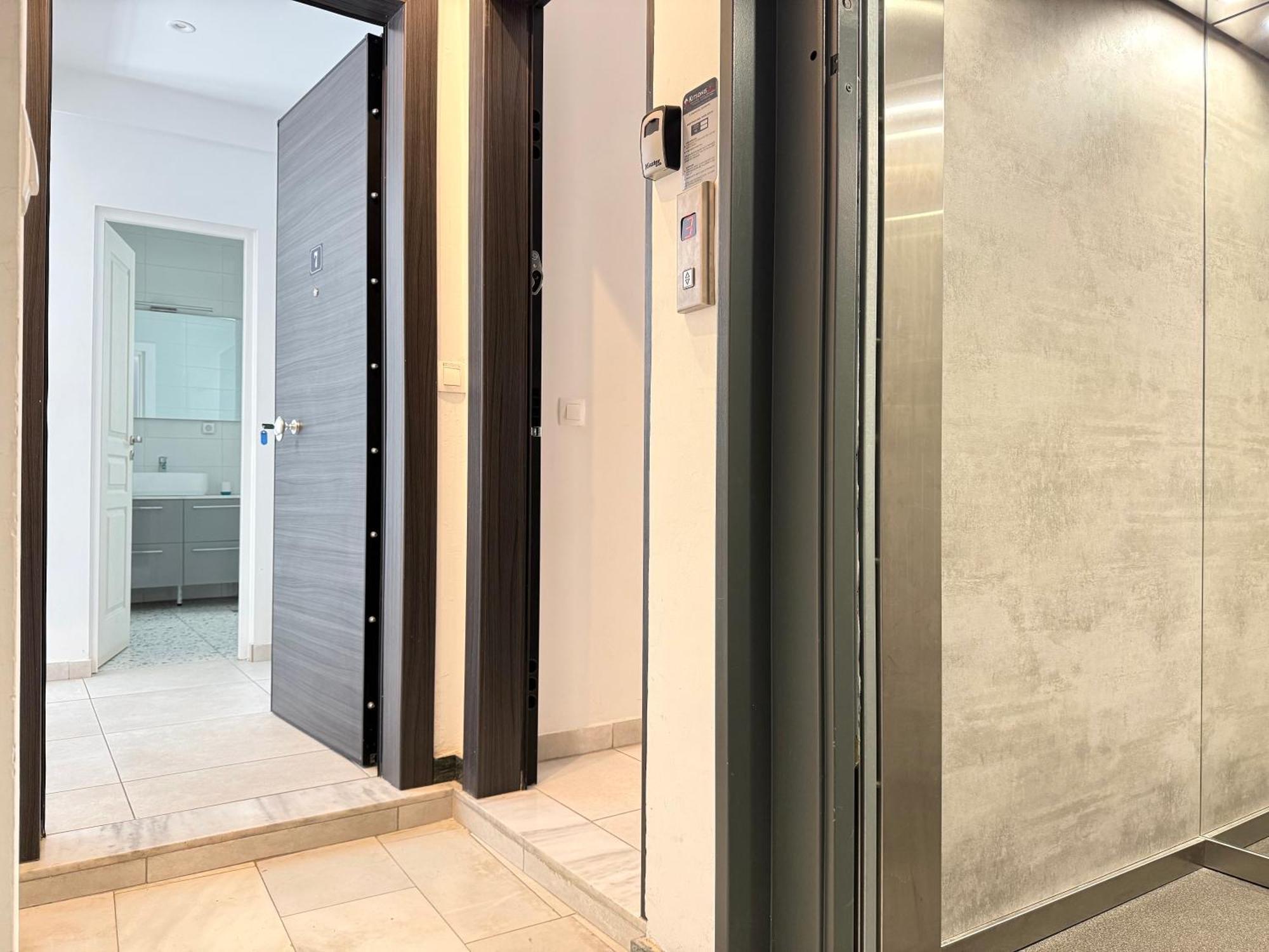 אתונה P&P Boutique Apartments מראה חיצוני תמונה